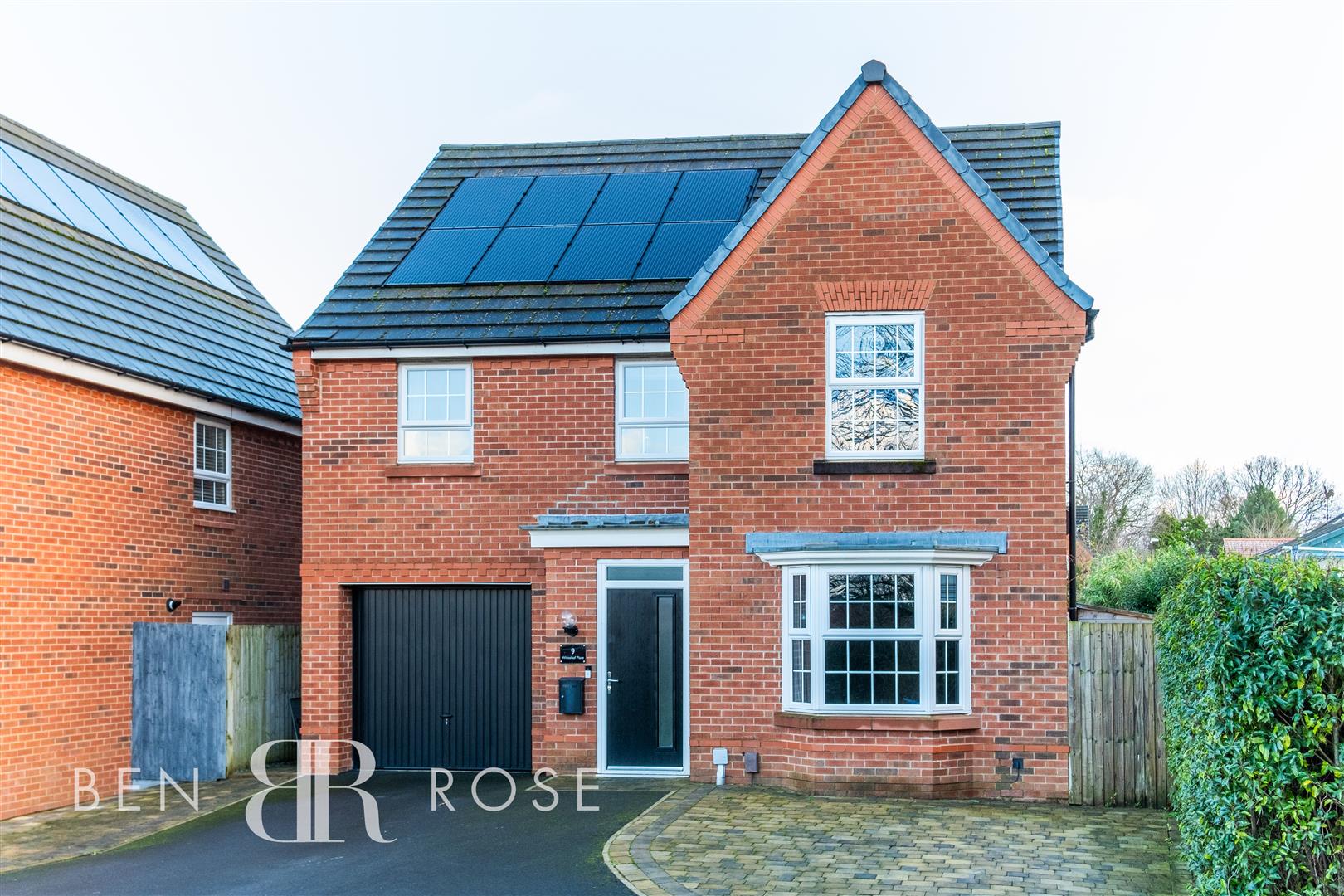 4 bed property in Whiteleaf Place, Leyland
